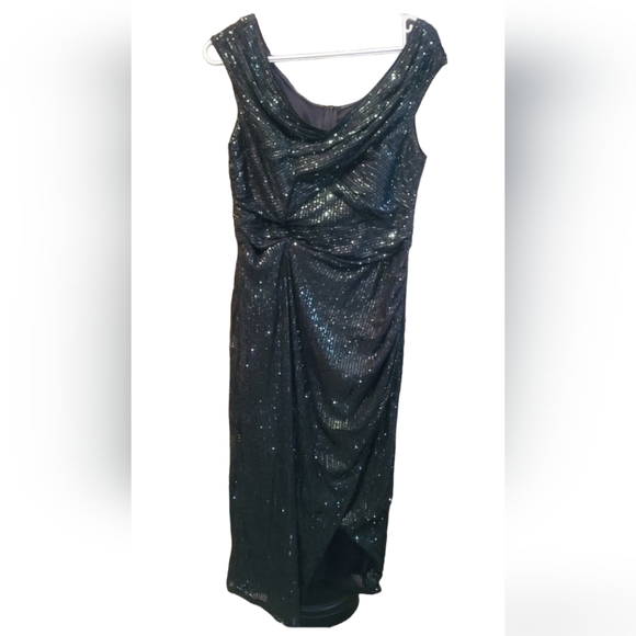 Fancy Black/Green Dress - Picture 1 of 7